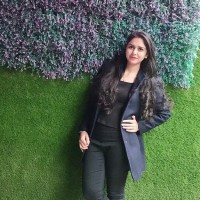 MOLOG Employee Monika Sharma's profile photo