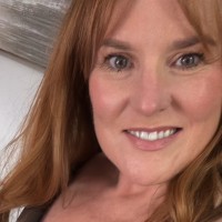 E-mail e número de telefone de Sally Williams