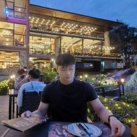 Vertis Digital Employee Bryan Lon's profile photo