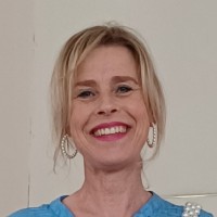 Eva Lundbladh Email