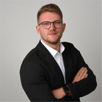 Robin Schwiddessen Email