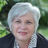 Rose and Womble Realty Employee Lynne Frailing's profile photo