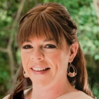 Starbucks Employee Elyse Williams's profile photo