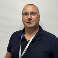 Artur Jarząbek Email