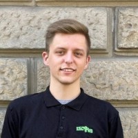 Nils Hausfeld Email