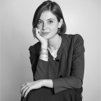 Valentina Corraro Email