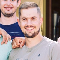 Alexander Streit Email