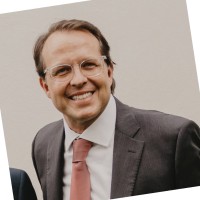Emilio Lozano Email