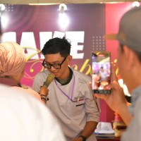 Ari Rizki Email