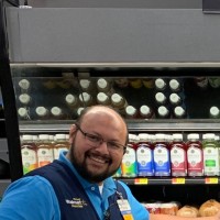 walmart Employee Omar Rivera's profile photo