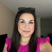 Knox County Public Library Employee Grace Denicola's profile photo