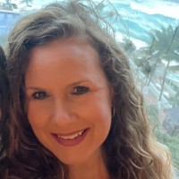 OWA Parks & Resort Employee Sharmon Romero's profile photo