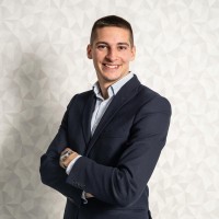 Marek Zadecki Email