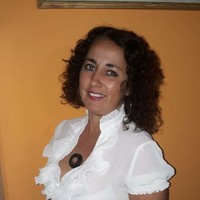 Laura Tellechea Email