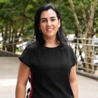 Natália Cerize Email