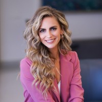 E-mail e número de telefone de Miriam McKisic