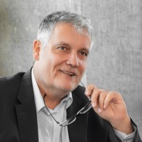 Dirk Heuschen Email