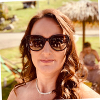 Clair Munro Email & Phone Number