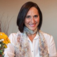 Magnificent Decisions LLC Employee Beth Lake's profile photo