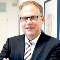 Frank Löhr Email