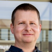 Dominik Hänni Email