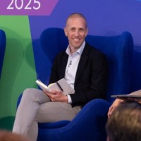 E-mail e número de telefone de Richard Hodgins