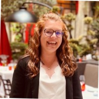 Hôtel Plaza Athénée Paris Employee Alice Leteux's profile photo