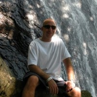 Outback Steakhouse Employee Joshua M.'s profile photo