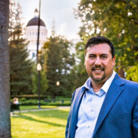 Robert Aldama Email & Phone Number