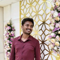 Vignesh R Email