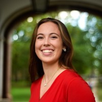 Mariana Niekamp Email