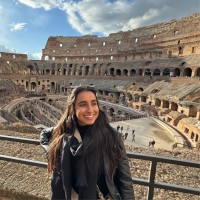 Ethima Logistics Employee Isabela Santos's profile photo