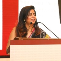 Pooja Yaduvir Email