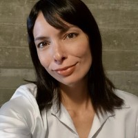 Mara Leiva Email