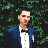 Ihor Hutsuliak Email