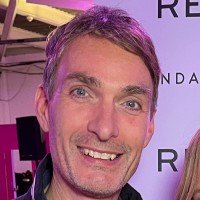 Jonathan Fairclough E-Mail & Telefonnummer