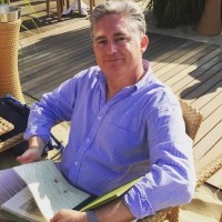 E-mail e número de telefone de Mark Collison