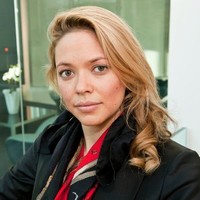 Email e telefono di Caroline Harroch