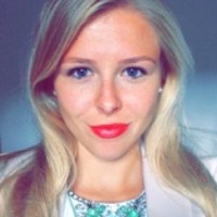 CEYES Circular Experts Employee Roos Broek's profile photo