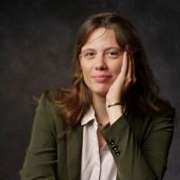 Chloé de Bethmann Email & Phone Number