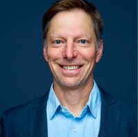 Tim Stelzer Email & Phone Number