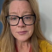 Leah Fox Email & Phone Number