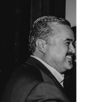 Efren Rayos Jr. Email & Phone Number
