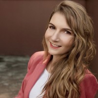 Ildikó （德可） Email