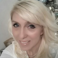 Lentus LLC Employee April Bell's profile photo