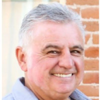 Realty ONE Group Employee Fred Salazar's profile photo