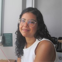 Ana Beatriz Xavier Email