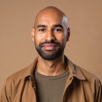 Johan Mills Email & Phone Number
