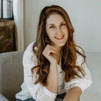 Nicole MacMartin Email & Phone Number