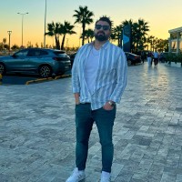 Umut Gül Email